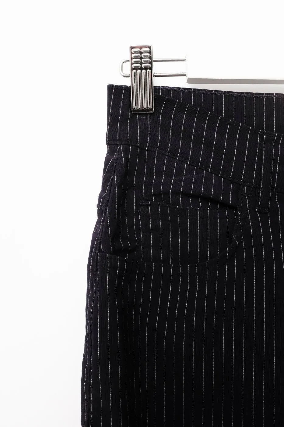 0291_PINSTRIPES NAVY RELAX JEANS