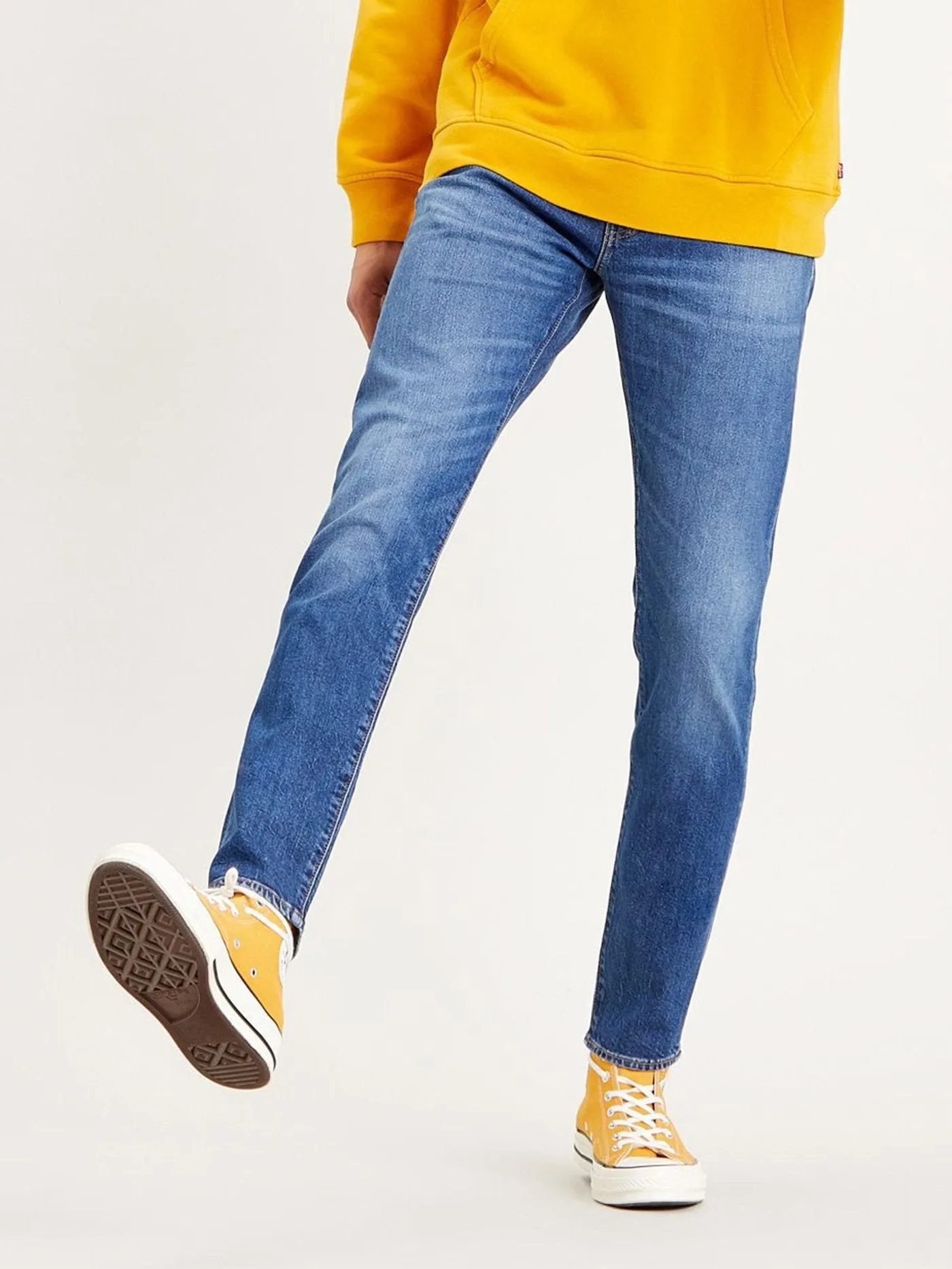 512 Slim Tapered Fit Jeans