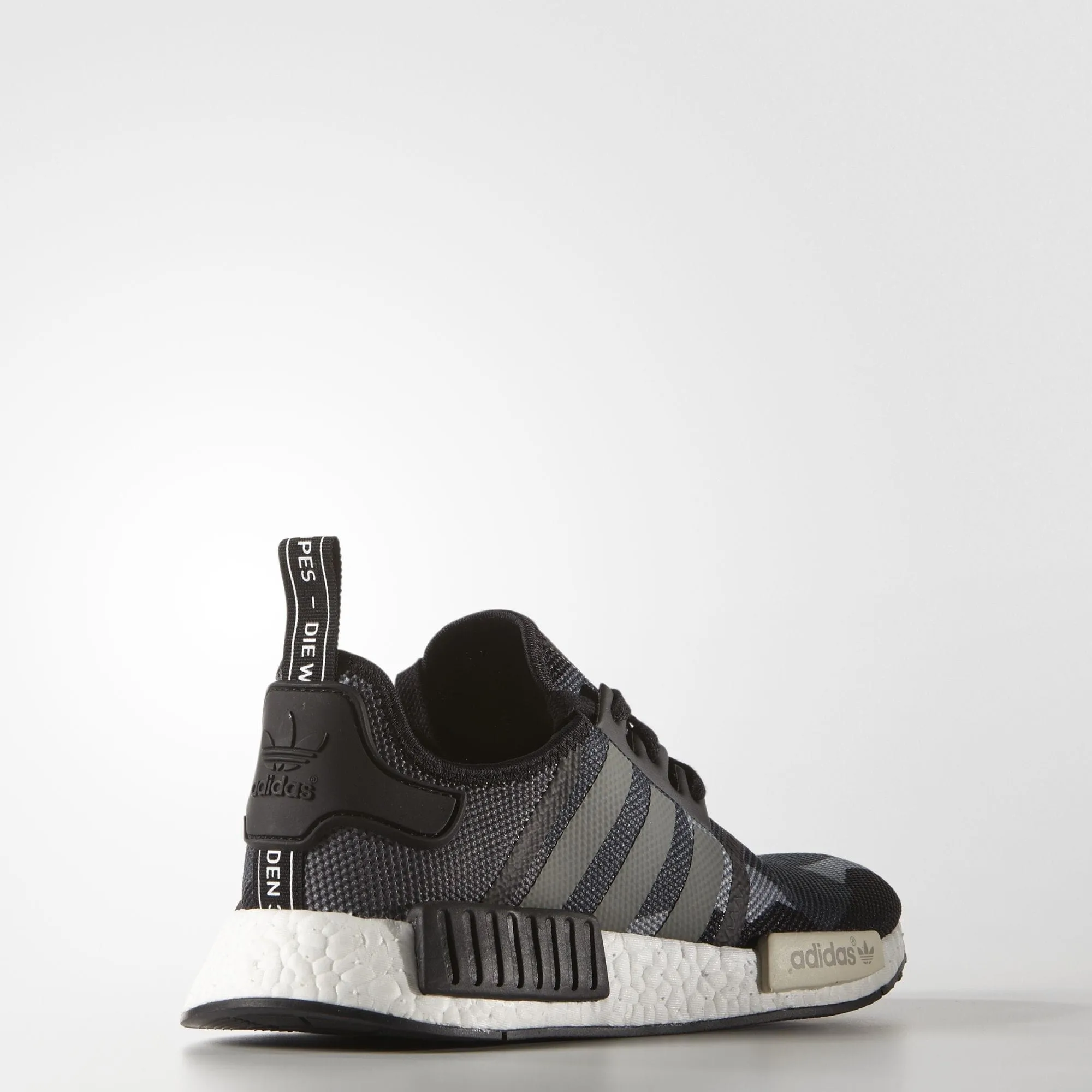 ADIDAS NMD R1 - Core Black Chalk White