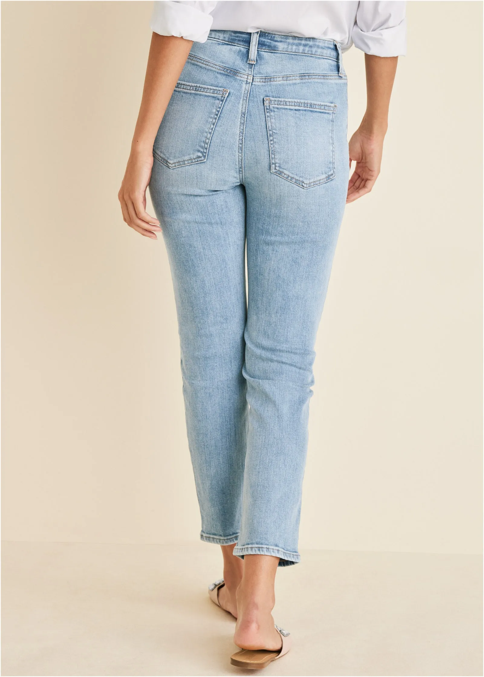 Audrey Straight Leg Jeans - Light Wash