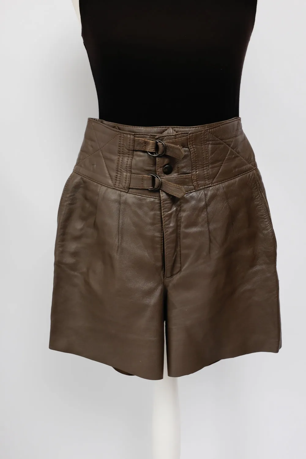 BOLD WAIST BROWN VINTAGE LEATHER SHORTS