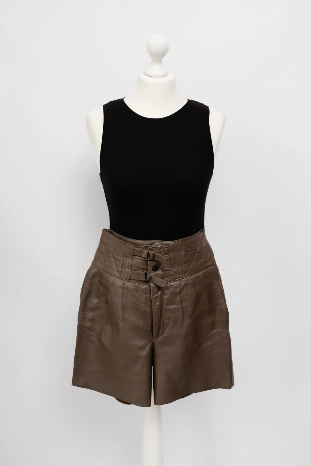 BOLD WAIST BROWN VINTAGE LEATHER SHORTS