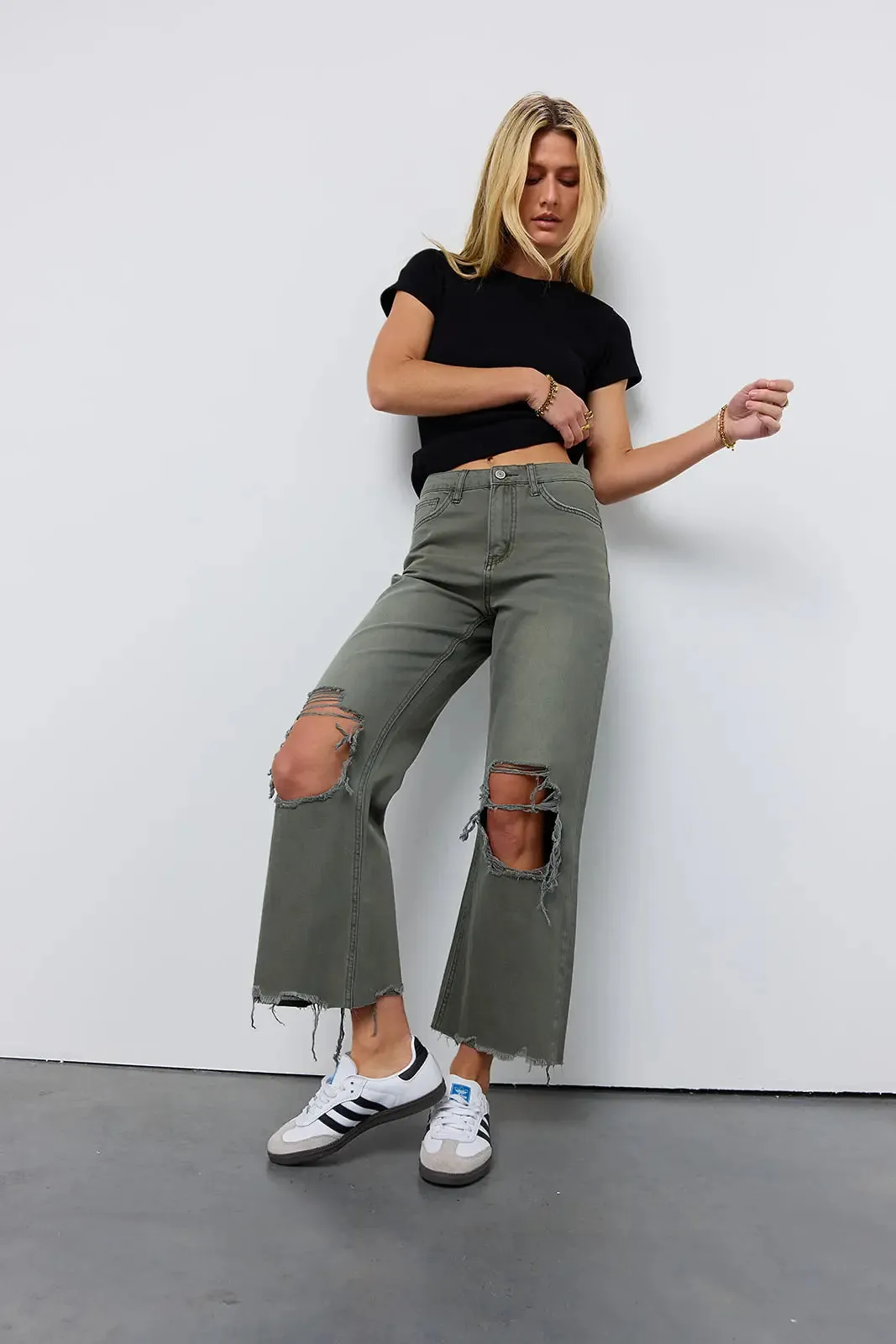 Charlie Distressed Jeans in Army Green