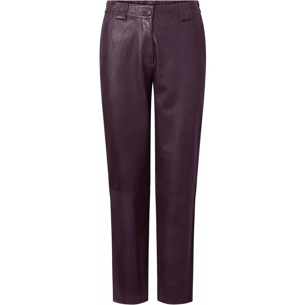 Cool Bianca suit pants in soft leather quality / 50686 - Dark Blossom