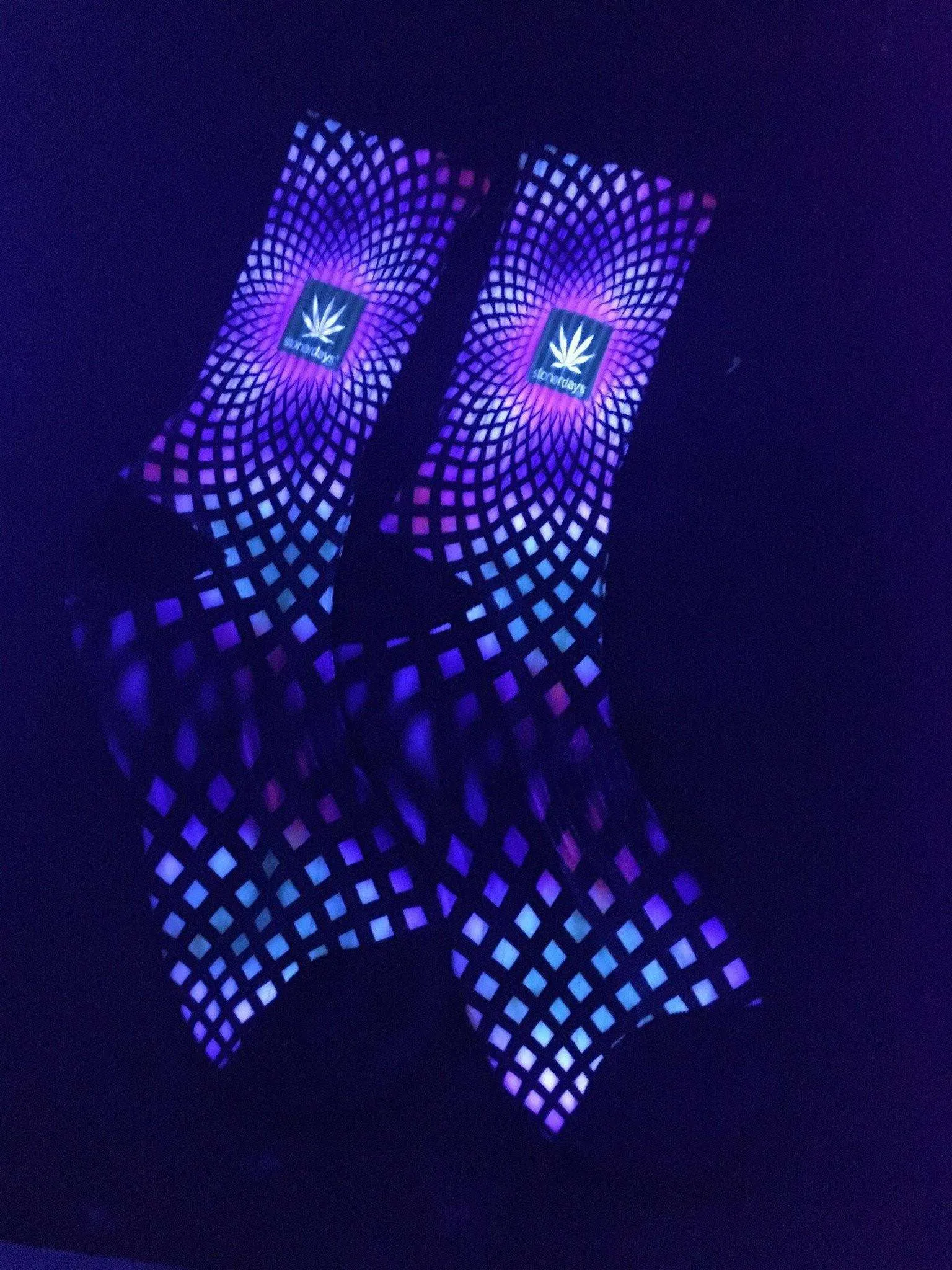 FULL SPECTRUM WEED SOCKS (UV REACTIVE)