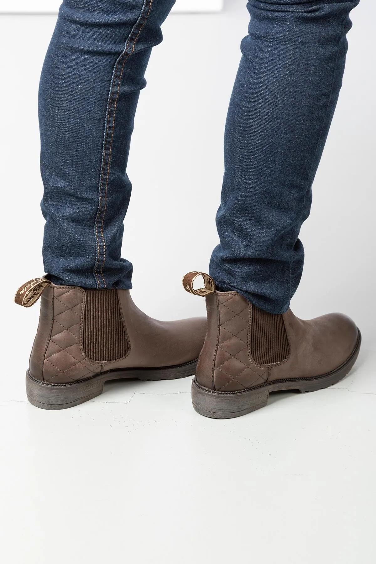 Ladies Pull On Chelsea Boots - Skelton