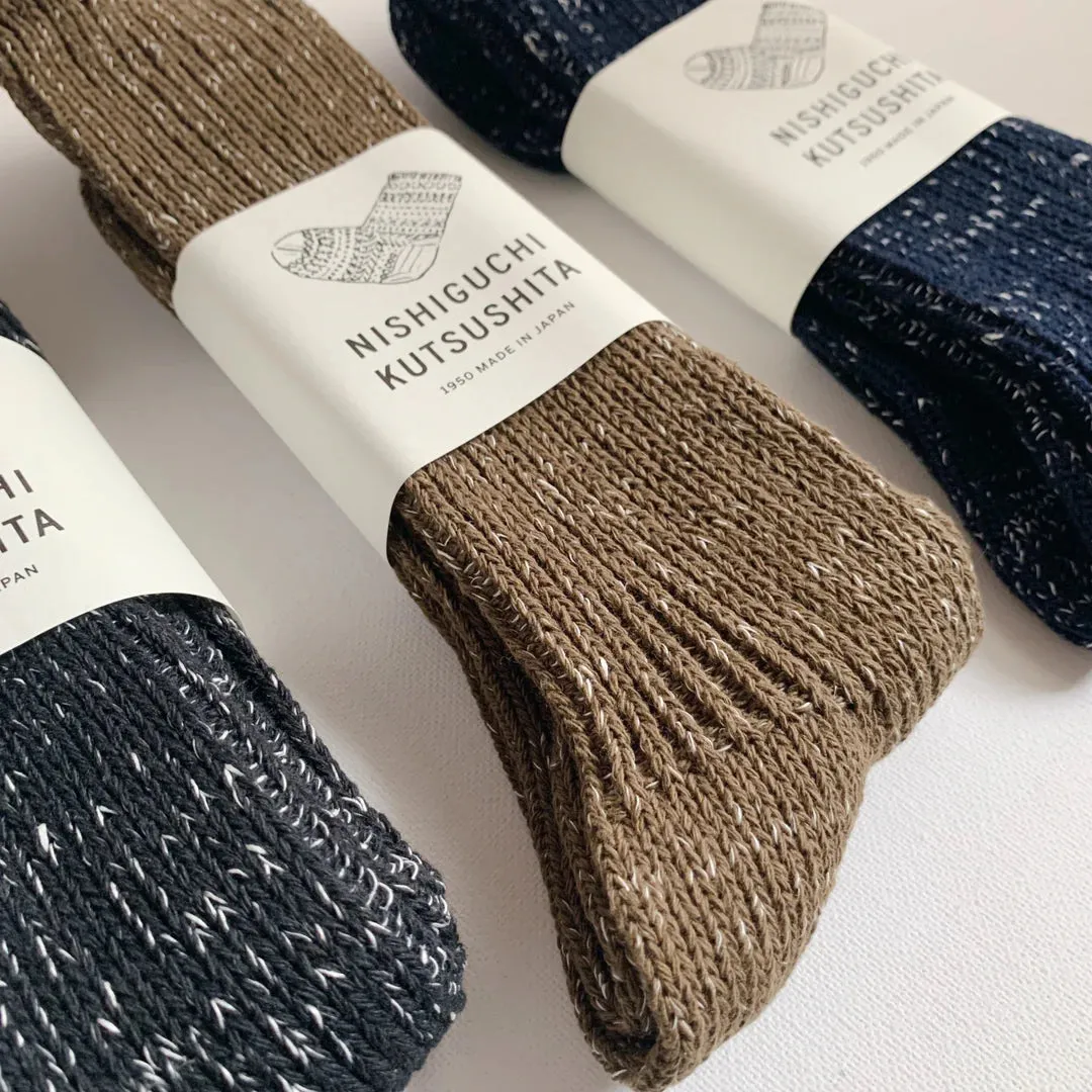 nishiguchi kutsushita: boston hemp cotton socks - Khaki Moss