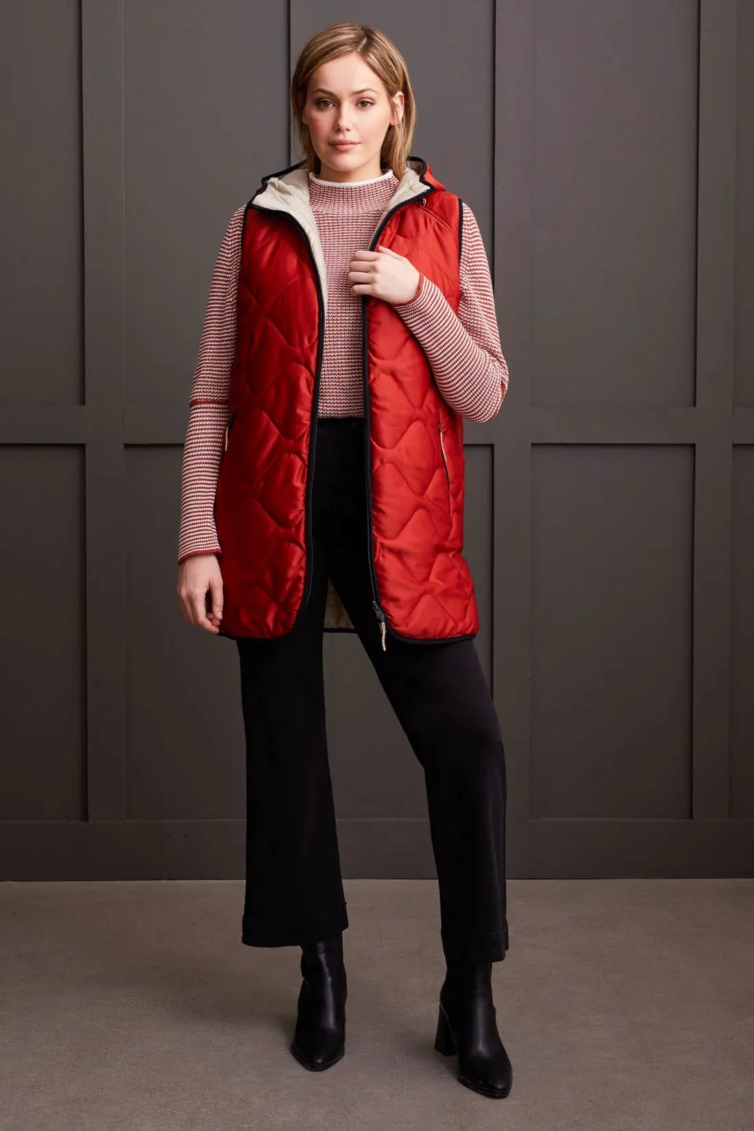 Tribal Reversible Hooded Puffer Vest (Red)